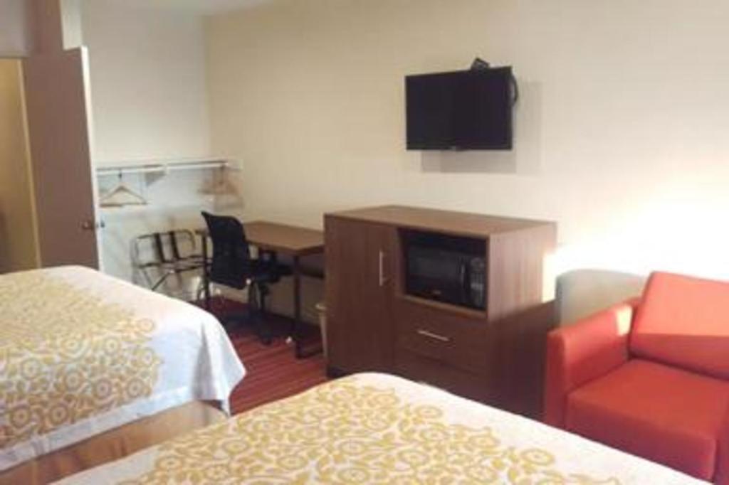 Days Inn By Wyndham Hemet Kültér fotó